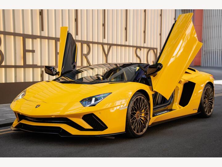 Lamborghini Aventador 6.5 V12 LP 740-4 S Roadster ISR 4WD Euro 6 2dr