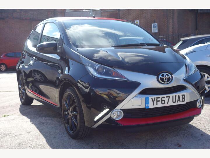 Toyota AYGO 1.0 VVT-i X-press Euro 6 5dr Toyota AYGO 1.0 VVT-i X-press Euro 6 5dr