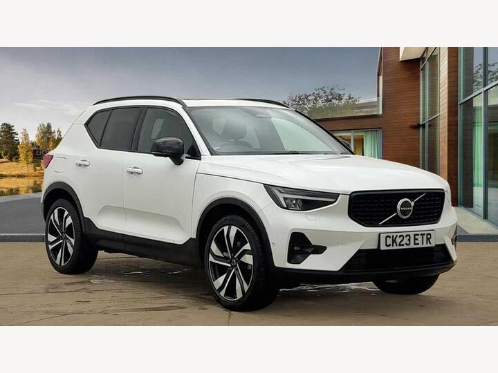 Volvo XC40 2.0 B4 MHEV Ultimate DCT Auto Euro 6 (s/s) 5dr