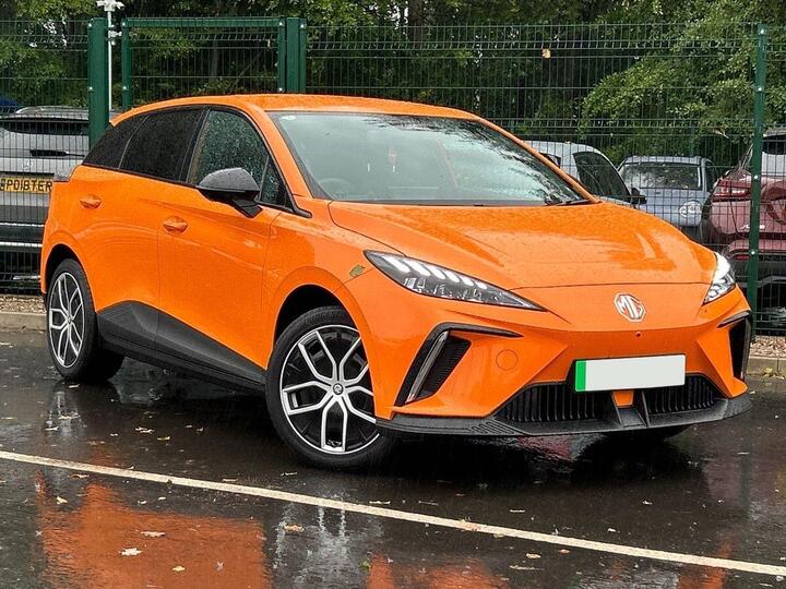 MG MG4 64kWh Trophy Long Range Auto 5dr