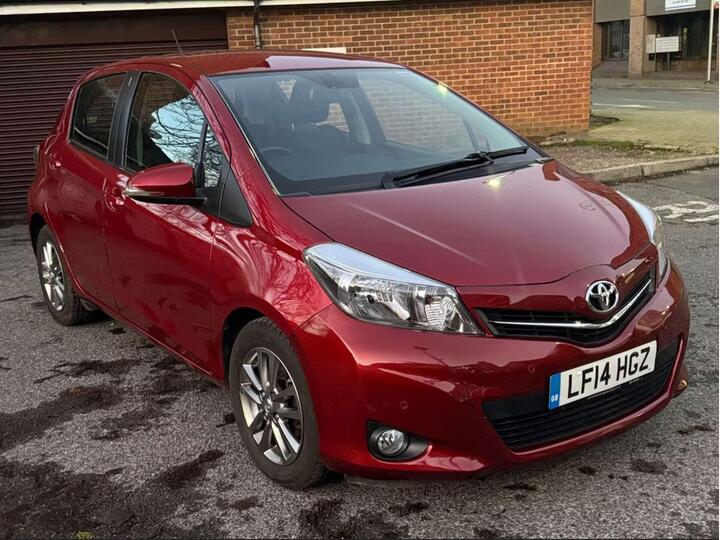 Toyota YARIS 1.33 Dual VVT-i Icon Plus Multidrive S Euro 5 5dr