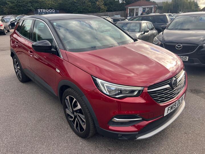 Vauxhall Grandland X 1.2 Turbo Elite Nav Euro 6 (s/s) 5dr Vauxhall Grandland X 1.2 Turbo Elite Nav Euro 6 (s/s) 5dr