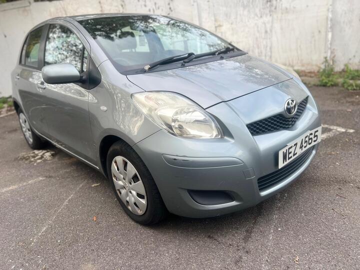 Toyota Yaris 1.33 Dual VVT-i TR Euro 4 (s/s) 5dr