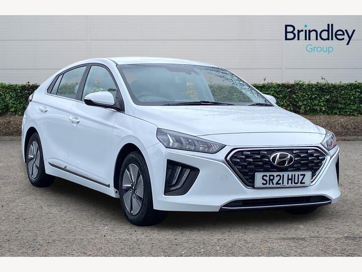 Hyundai IONIQ 1.6 H-GDi Premium DCT Euro 6 (s/s) 5dr Hyundai IONIQ 1.6 H-GDi Premium DCT Euro 6 (s/s) 5dr