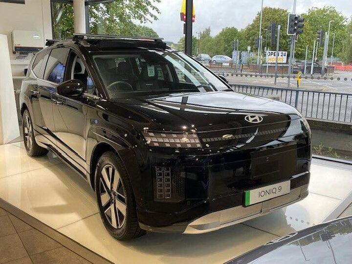 Hyundai IONIQ 9 110kWh Ultimate Auto AWD 5dr
