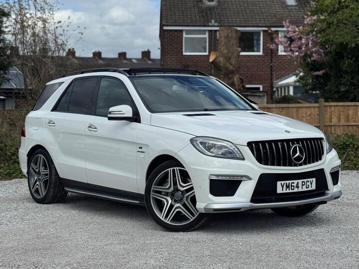 Mercedes-Benz M Class 5.5 ML63 V8 AMG SpdS+7GT 4WD Euro 5 (s/s) 5dr