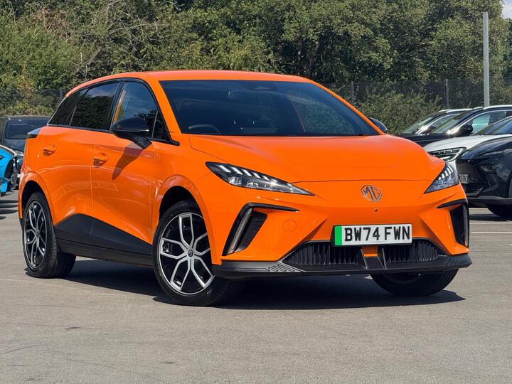 MG MG4 64kWh Trophy Long Range Auto 5dr