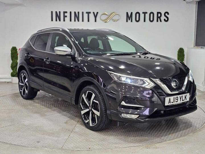 Nissan QASHQAI 1.3 DIG-T Tekna+ Euro 6 (s/s) 5dr