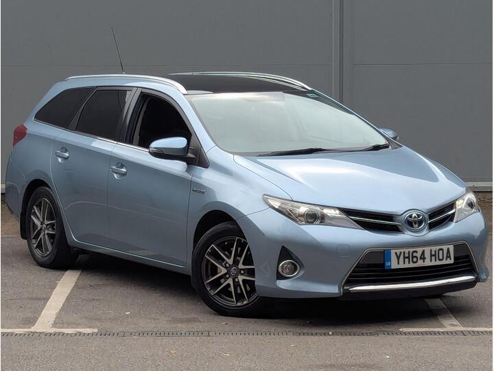 Toyota Auris 1.8 VVT-h Icon+ Touring Sports CVT Euro 5 (s/s) 5dr Toyota Auris 1.8 VVT-h Icon+ Touring Sports CVT Euro 5 (s/s) 5dr