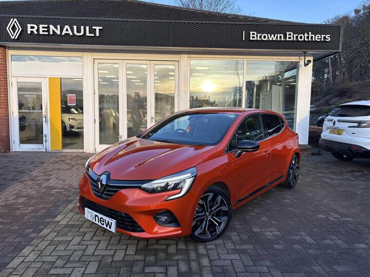 Renault Clio 1.6 E-TECH Techno Auto Euro 6 (s/s) 5dr