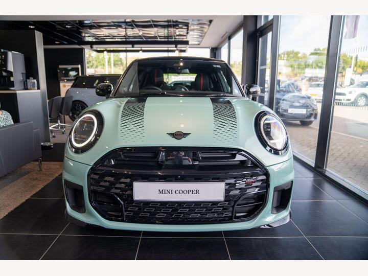 MINI Cooper 2.0S Sport Steptronic Euro 6 (s/s) 5dr