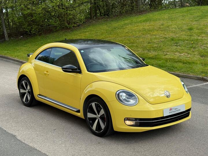 Volkswagen Beetle 2.0 TSI Turbo Black DSG Euro 5 3dr Volkswagen Beetle 2.0 TSI Turbo Black DSG Euro 5 3dr