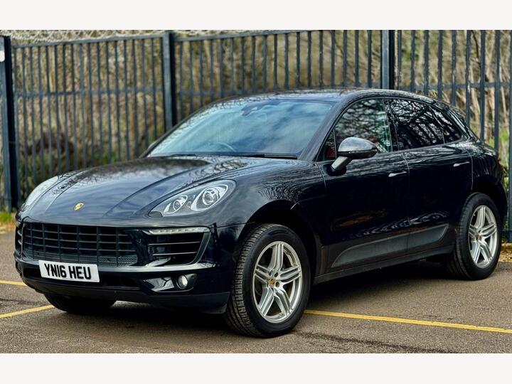 Porsche Macan 2.0T SUV 5dr Petrol PDK 4WD (s/s) (252 Ps)