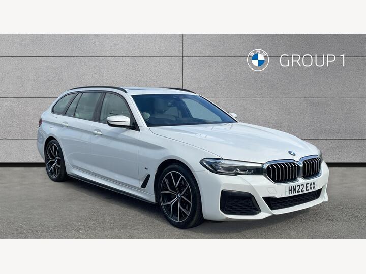 BMW 5 Series 2.0 520i MHT M Sport Touring Steptronic Euro 6 (s/s) 5dr BMW 5 Series 2.0 520i MHT M Sport Touring Steptronic Euro 6 (s/s) 5dr