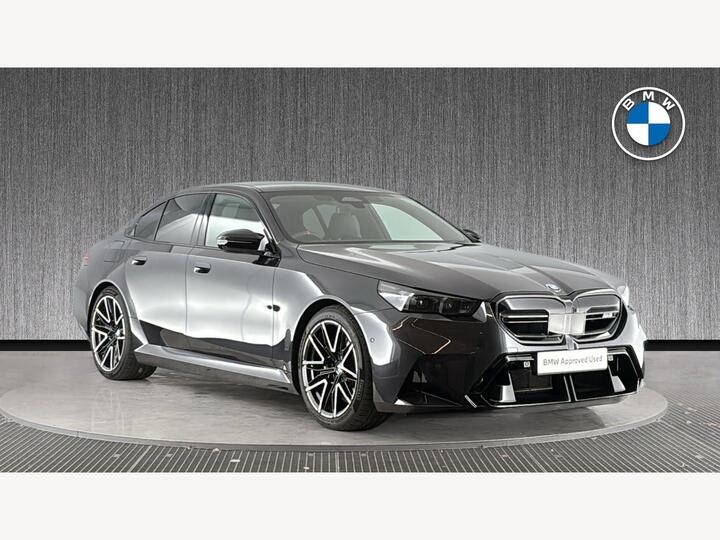 BMW M5 4.4 22.1kWh Steptronic XDrive Euro 6 (s/s) 4dr