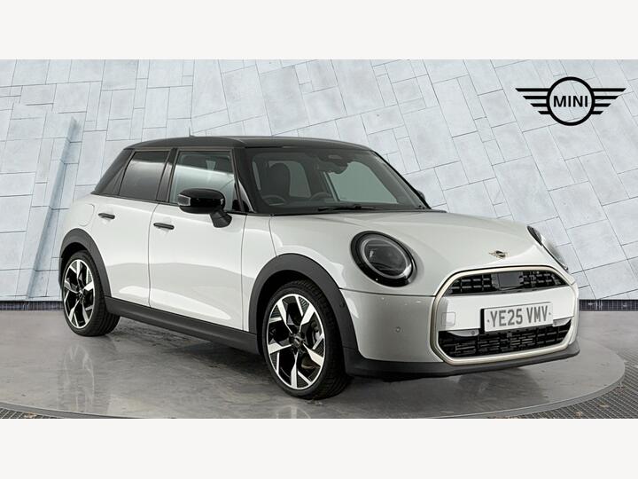 MINI Hatch 1.5C Exclusive Steptronic Euro 6 (s/s) 5dr