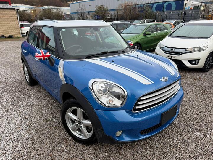 MINI Clubman 1.6 Cooper Steptronic Euro 5 5dr MINI Clubman 1.6 Cooper Steptronic Euro 5 5dr