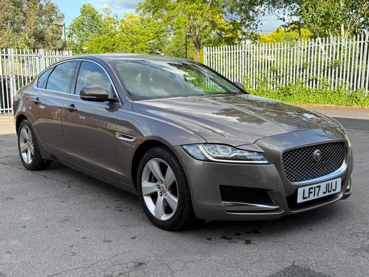 Jaguar XF 2.0d Portfolio Auto AWD Euro 6 (s/s) 4dr