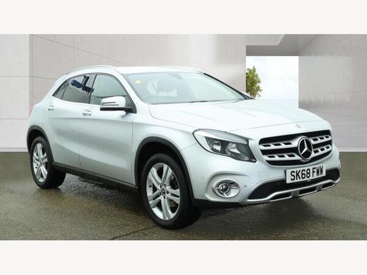Mercedes-Benz GLA 1.6 GLA200 Sport (Executive) 7G-DCT Euro 6 (s/s) 5dr