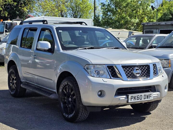 Nissan Pathfinder 2.5 DCi Tekna 4WD Euro 4 5dr