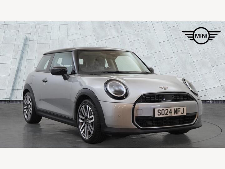 MINI Hatch 1.5C Classic Steptronic Euro 6 (s/s) 3dr