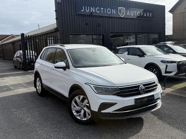 Volkswagen Tiguan 1.5 TSI Life DSG Euro 6 (s/s) 5dr