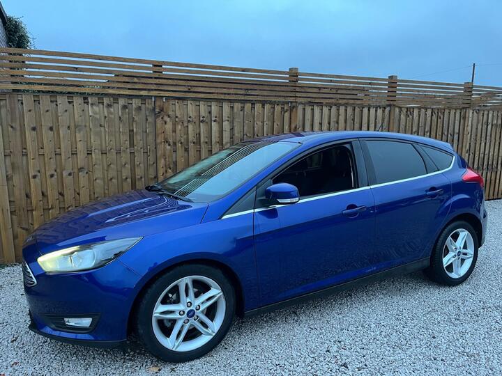Ford Focus 1.0T EcoBoost Zetec Euro 6 (s/s) 5dr