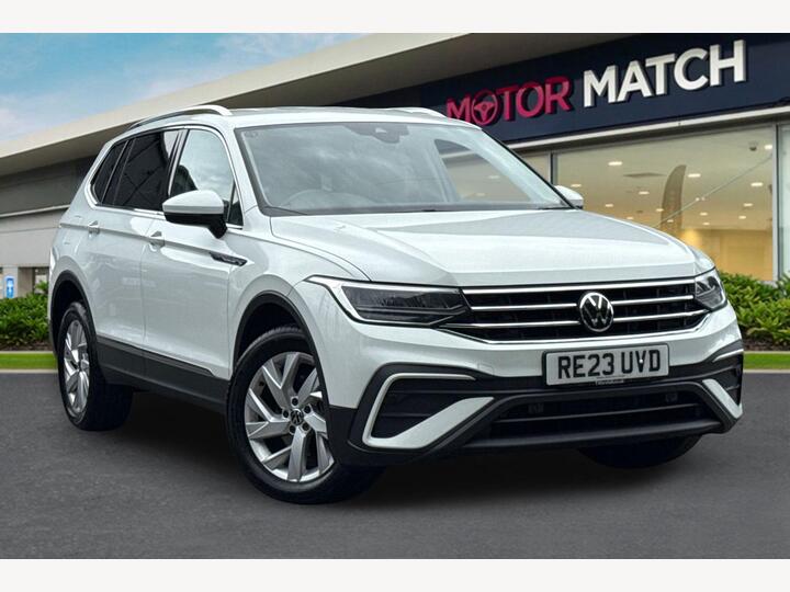 Volkswagen Tiguan Allspace 1.5 TSI Life DSG Euro 6 (s/s) 5dr Volkswagen Tiguan Allspace 1.5 TSI Life DSG Euro 6 (s/s) 5dr