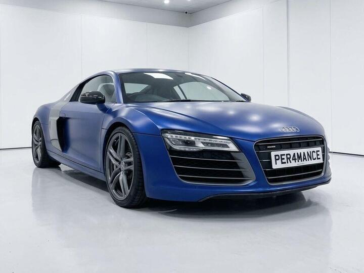 Audi R8 5.2 FSI V10 Plus S Tronic Quattro Euro 5 2dr