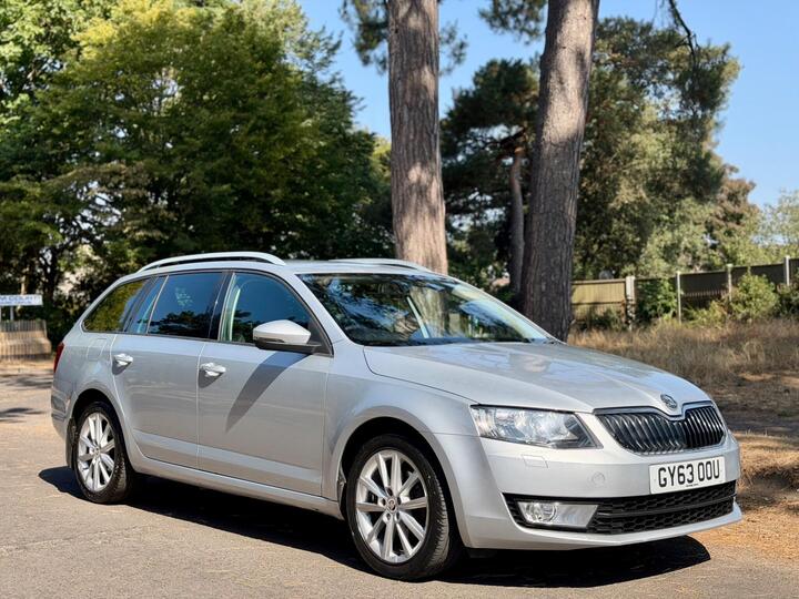 Skoda Octavia 1.4 TSI Elegance DSG Euro 5 (s/s) 5dr