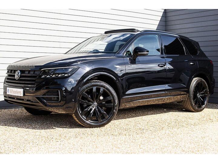 Volkswagen Touareg 3.0 TDI V6 Black Edition Tiptronic 4Motion Euro 6 (s/s) 5dr