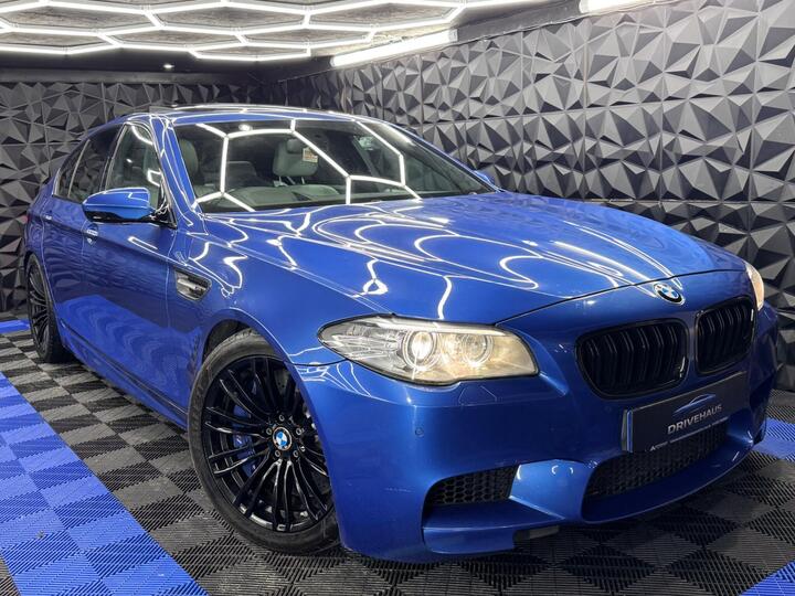 BMW M5 4.4 V8 DCT Euro 5 (s/s) 4dr