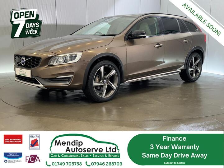 Volvo V60 Cross Country 2.0 D4 Lux Nav Estate 5dr Diesel Auto Euro 6 (s/s) (190 Ps)