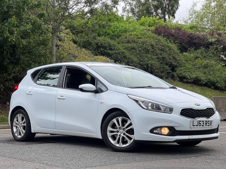 Kia Ceed 1.6 CRDi EcoDynamics 1 Euro 5 (s/s) 5dr