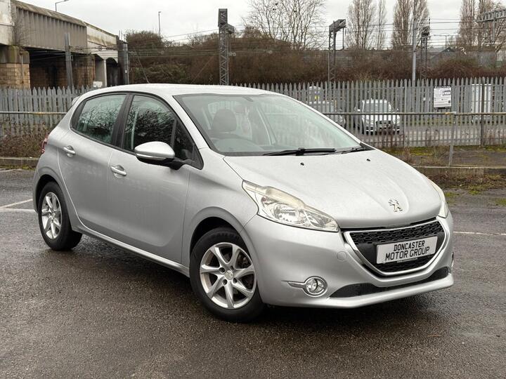 Peugeot 208 1.4 E-HDi Active EGC Euro 5 (s/s) 5dr