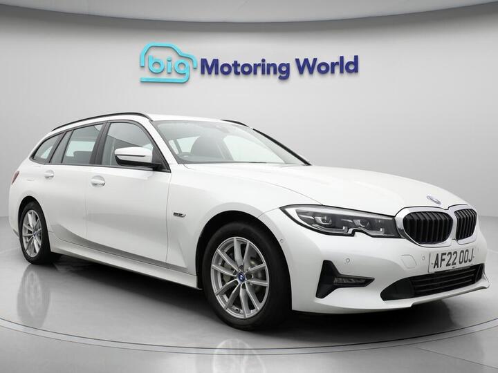 BMW 3 Series 2.0 330e 12kWh SE Pro Touring Auto Euro 6 (s/s) 5dr
