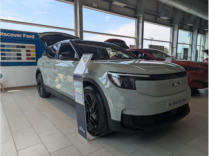 Ford Explorer 210kW Collection 79kWh 5dr Auto