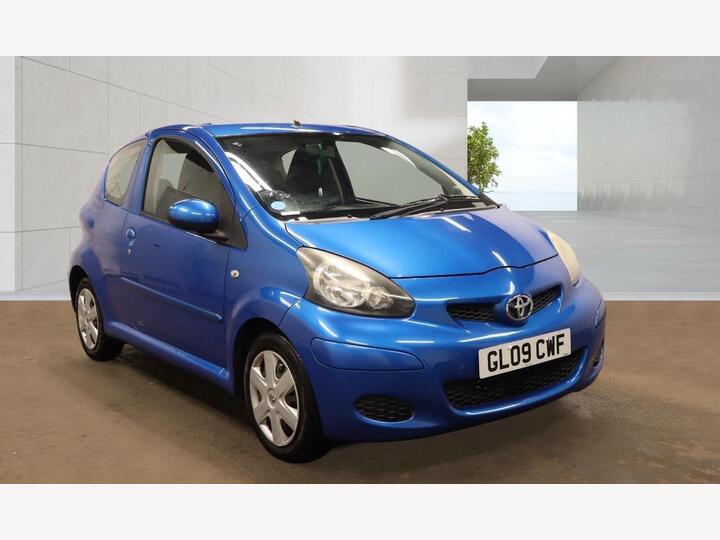 Toyota AYGO 1.0 VVT-i Blue Euro 4 3dr Toyota AYGO 1.0 VVT-i Blue Euro 4 3dr