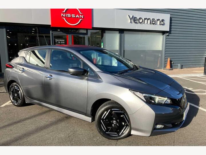 Nissan Leaf 39kWh Acenta Auto 5dr