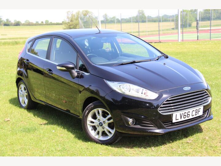 Ford Fiesta 1.25 Zetec Euro 6 5dr