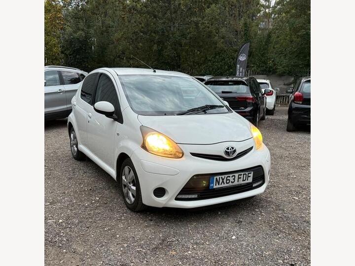 Toyota AYGO 1.0 VVT-i Euro 5 5dr