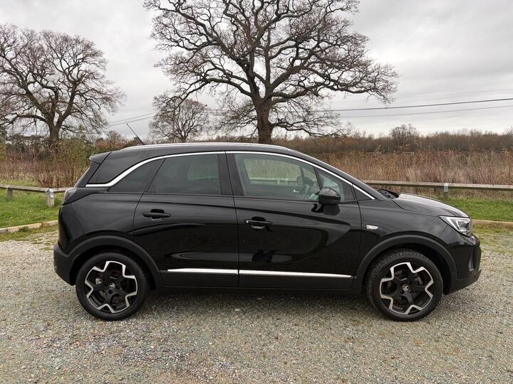 Vauxhall Crossland 1.2 Turbo Ultimate Auto Euro 6 (s/s) 5dr Vauxhall Crossland 1.2 Turbo Ultimate Auto Euro 6 (s/s) 5dr