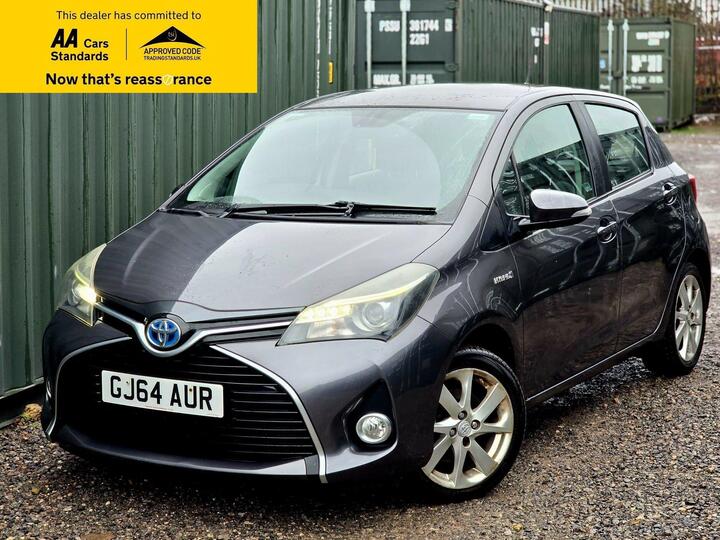 Toyota Yaris 1.5 VVT-h Excel E-CVT Euro 6 5dr (15in Alloy)