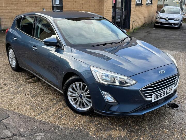 Ford FOCUS 1.0T EcoBoost Titanium Euro 6 (s/s) 5dr