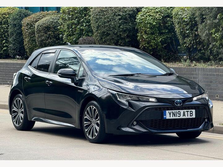 Toyota Corolla 1.8 VVT-h Design CVT Euro 6 (s/s) 5dr