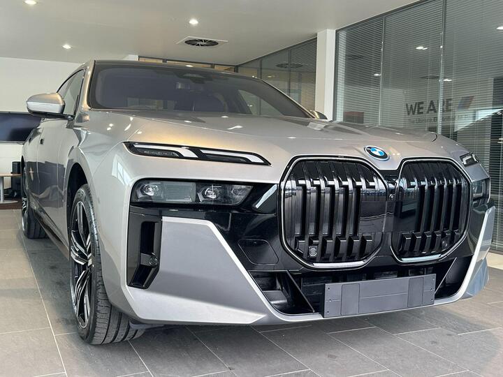 BMW 7 Series 3.0 750e 22.1kWh M Sport Auto XDrive Euro 6 (s/s) 4dr