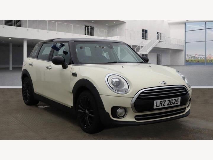 MINI CLUBMAN 2.0 Cooper D Euro 6 (s/s) 6dr MINI CLUBMAN 2.0 Cooper D Euro 6 (s/s) 6dr