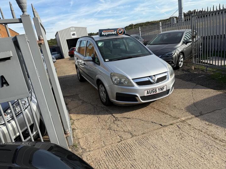 Vauxhall Zafira 1.6 16V Life Euro 4 5dr Vauxhall Zafira 1.6 16V Life Euro 4 5dr