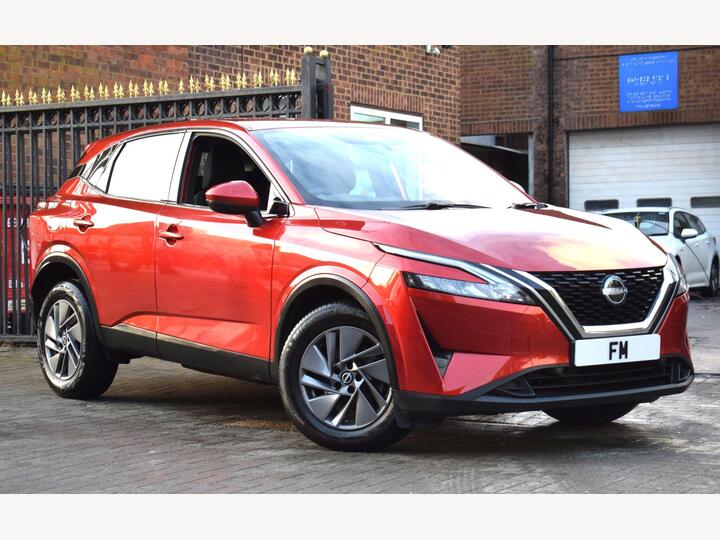 Nissan Qashqai 1.3 DIG-T MHEV Acenta Premium XTRON Euro 6 (s/s) 5dr