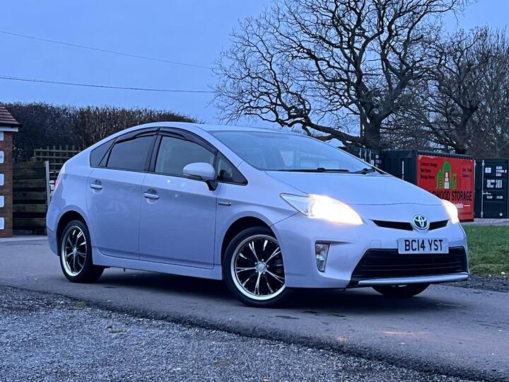 Toyota Prius 1.8 VVT-h T Spirit CVT Euro 5 (s/s) 5dr
